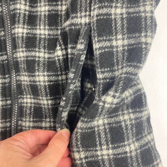 Woolrich Vest Women's Size Medium Wool Blend Faux Fur Plaid - Picture 5 of 14